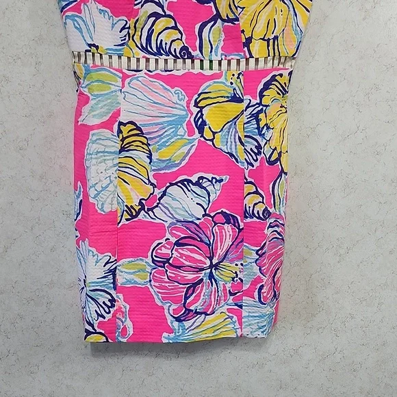 Lilly Pulitzer Ladies Size 12 Iggy Shift Dress Sleeveless Floral Zip Back